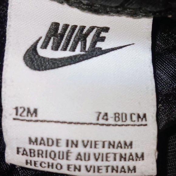 Nike Infant 2 Piece Track Suit~Size 12 Months~Just Do It Logo~Black & White - Picture 7 of 7